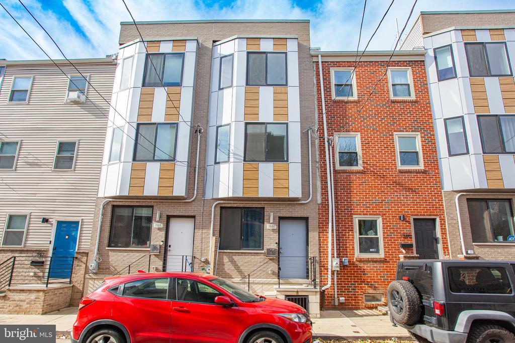 2146 N FAIRHILL ST #1
