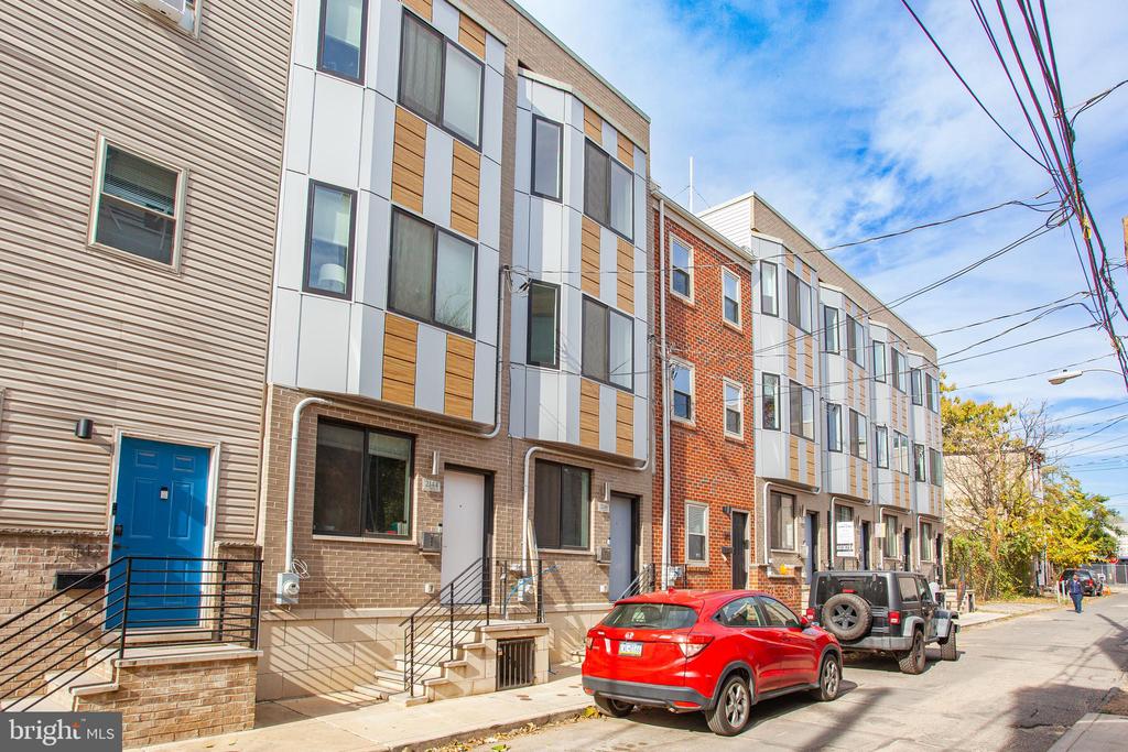 2146 N FAIRHILL ST #1