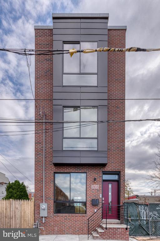 2103 N Philip St