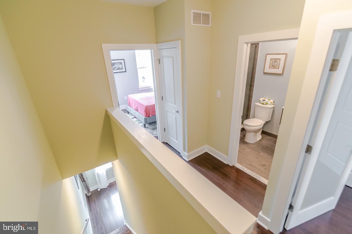 2012 W GIRARD AVE #UNIT 11B