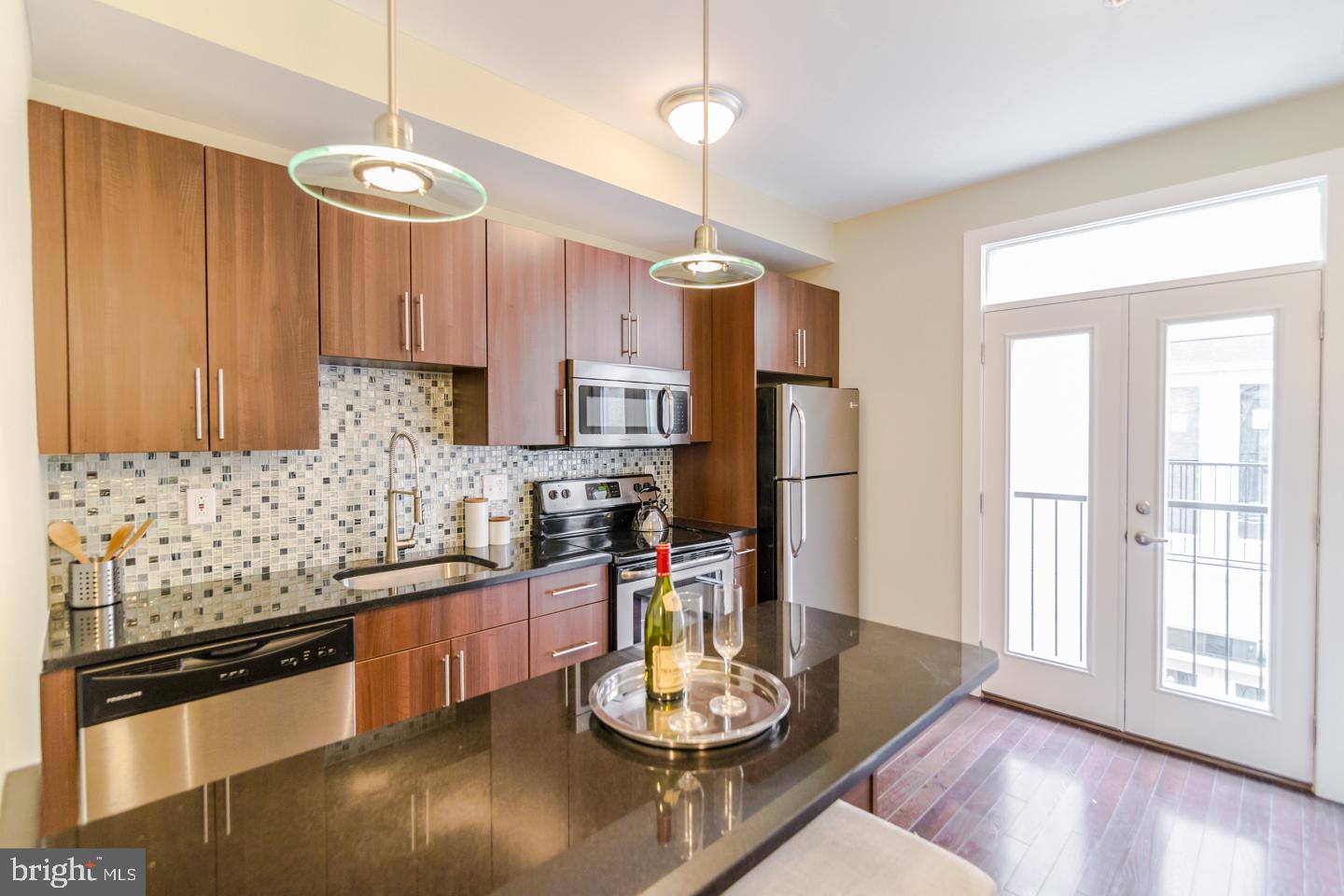 2012 W GIRARD AVE #UNIT 11B