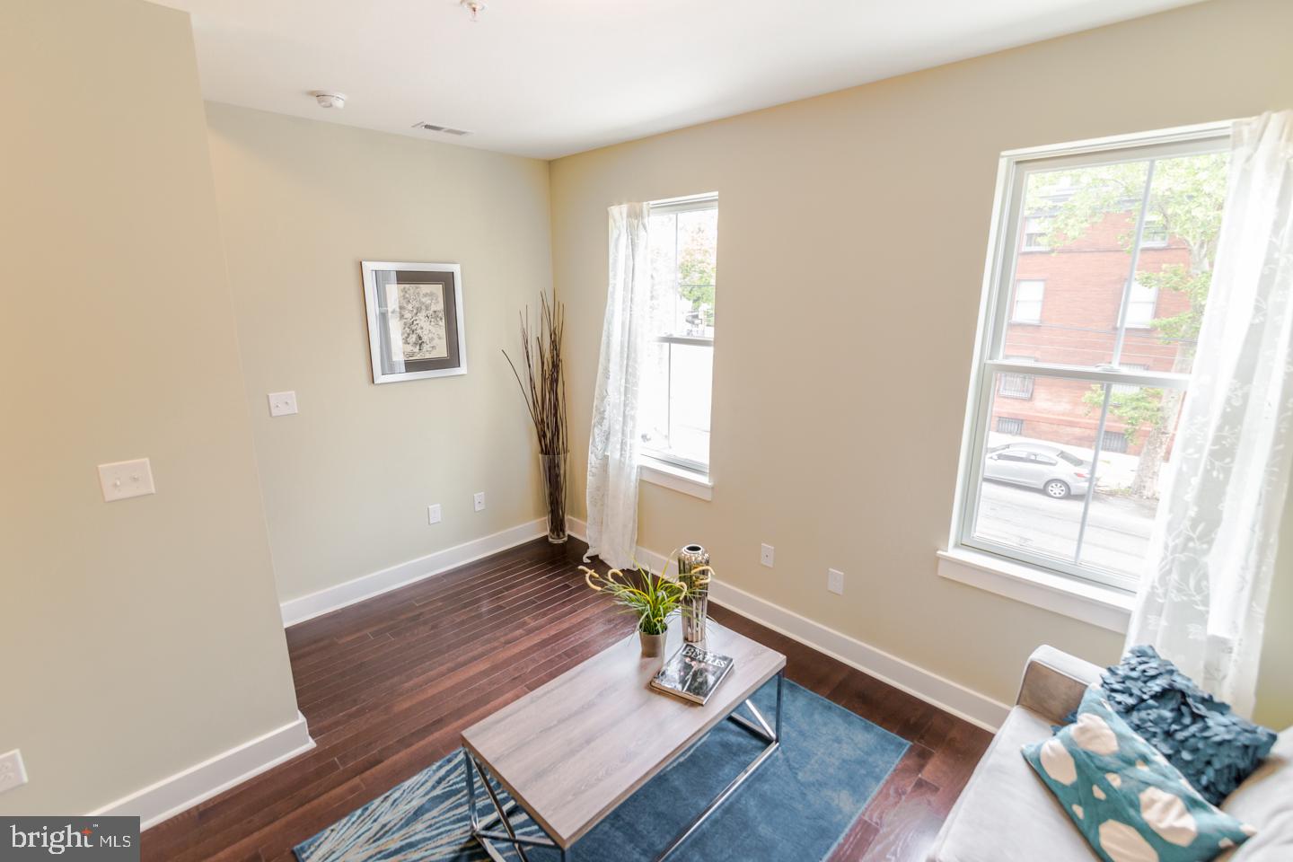 2012 W GIRARD AVE #UNIT 11B