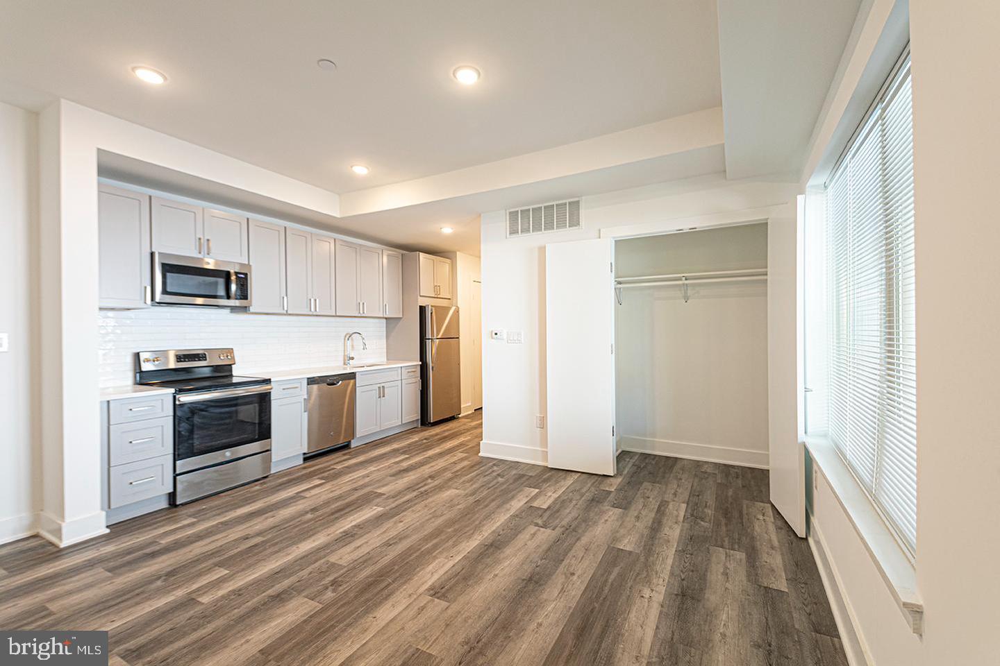 1245 RIDGE AVE #UNIT 107