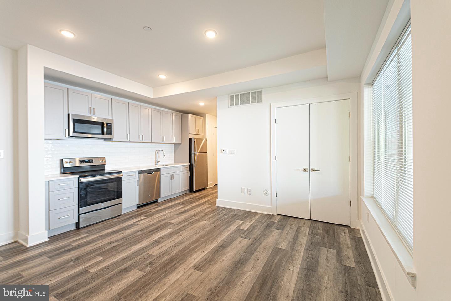 1245 RIDGE AVE #UNIT 107