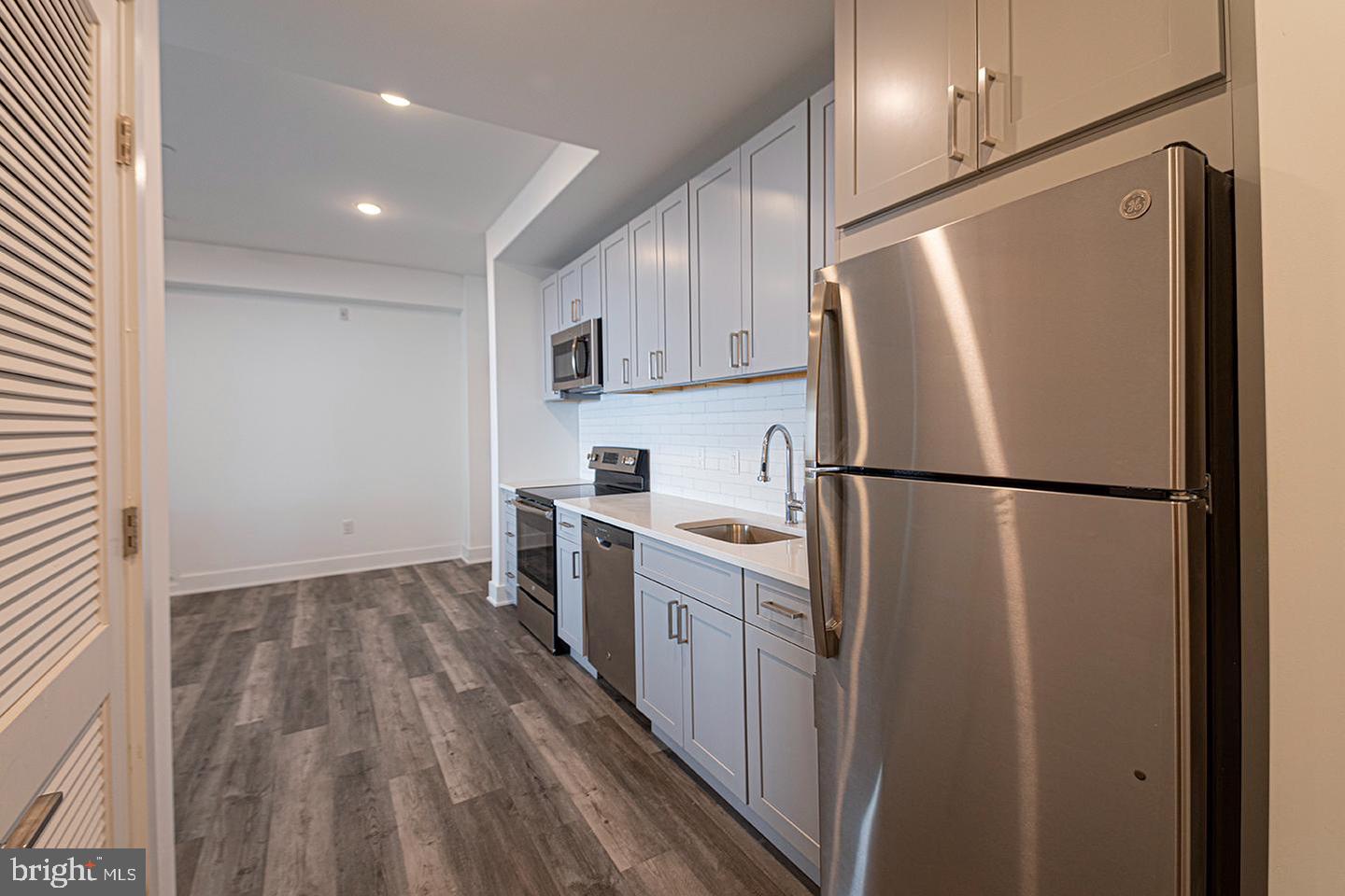 1245 RIDGE AVE #UNIT 107