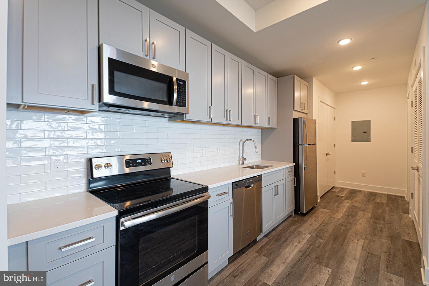 1245 RIDGE AVE #UNIT 107