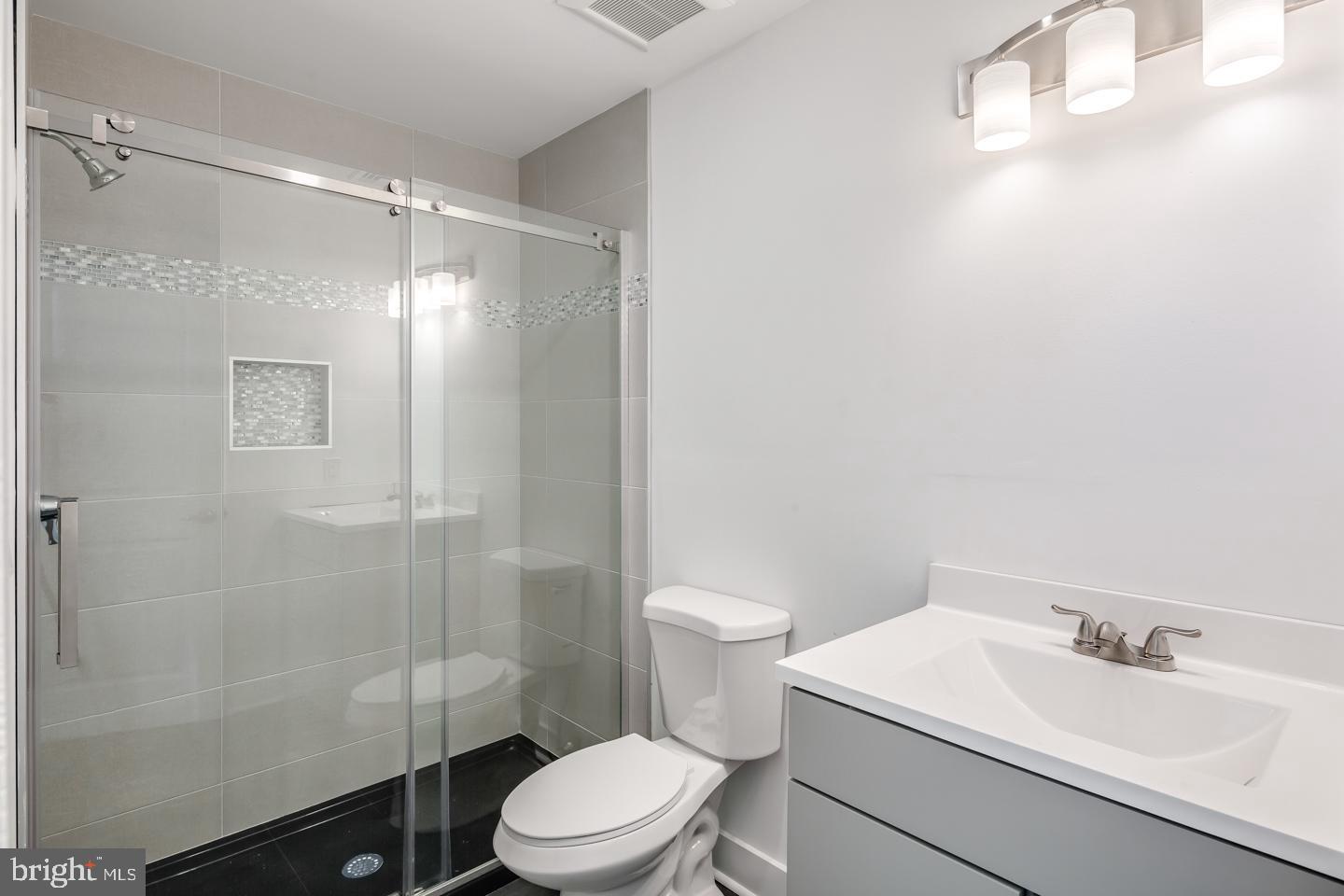 1705 JACKSON ST #UNIT 1