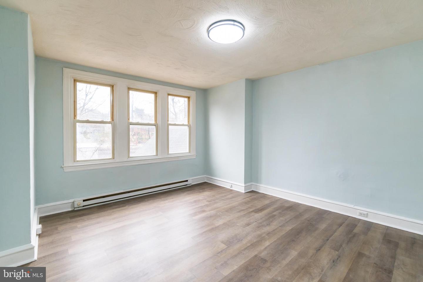 2115 N 63RD ST #UNIT 2E