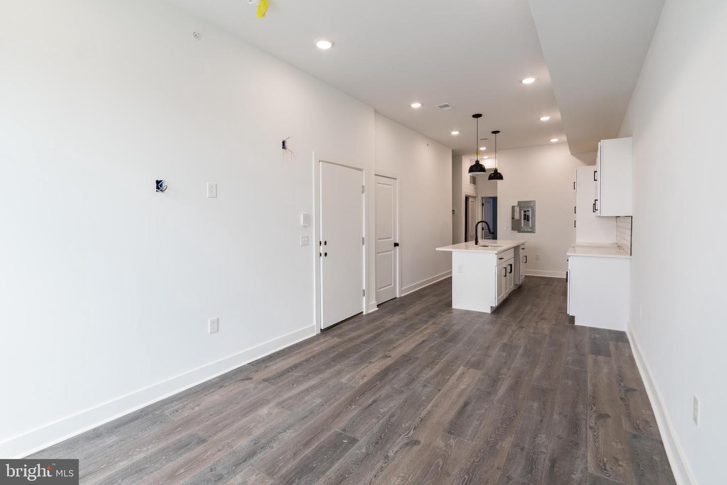 625 N 52ND ST #UNIT 6