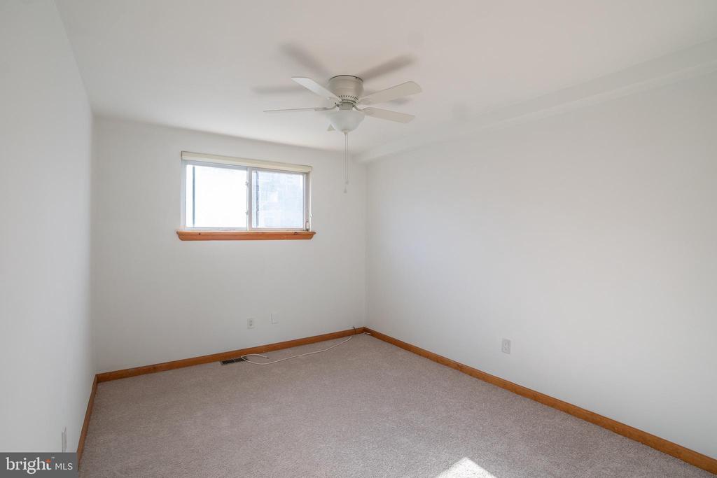 2012 GREEN ST
