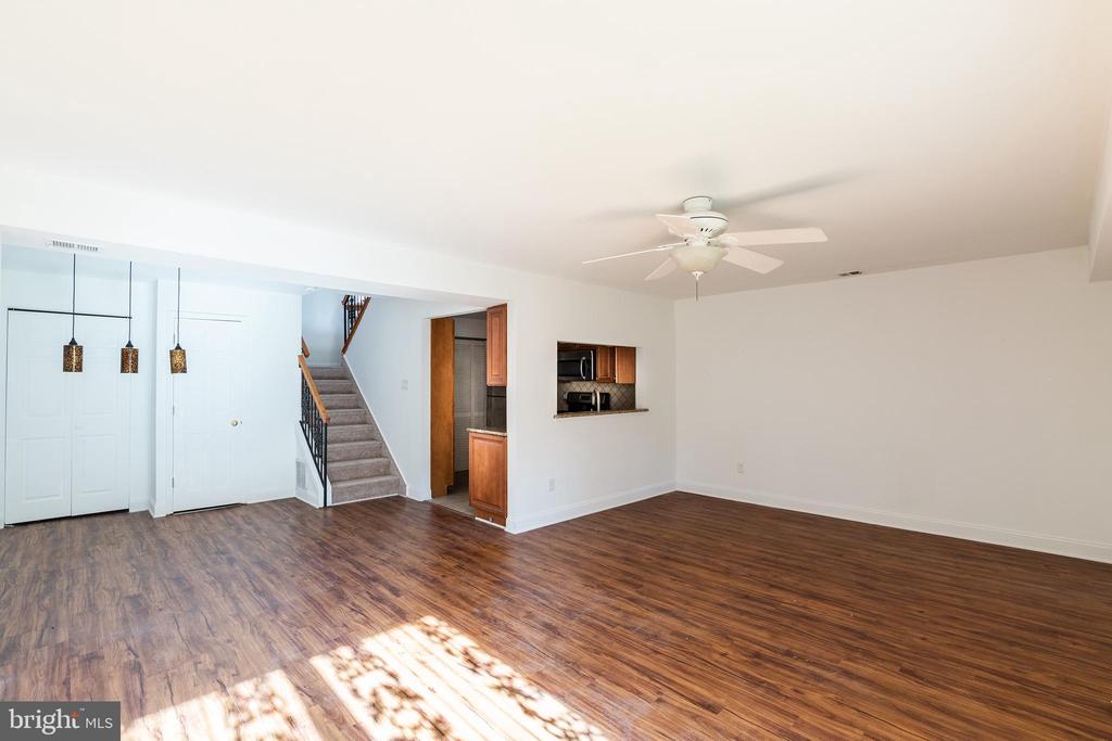 2012 GREEN ST