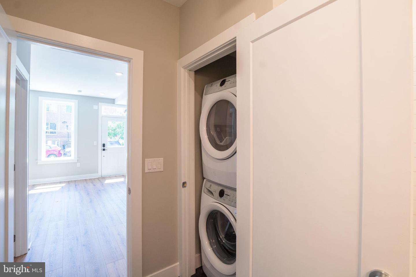5007 PENTRIDGE ST #UNIT 1F