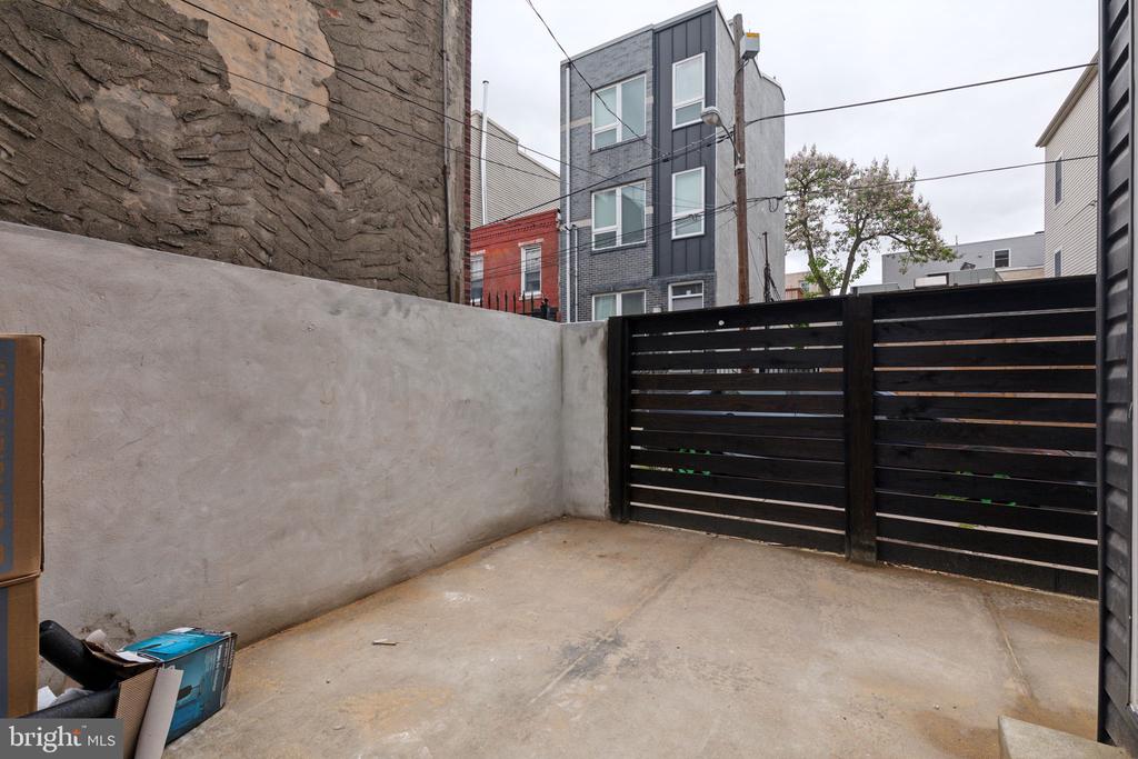 1214 S 15TH ST #3