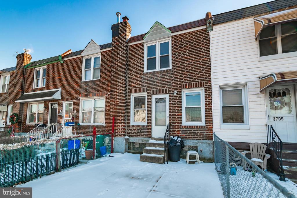 3711 RICHMOND ST