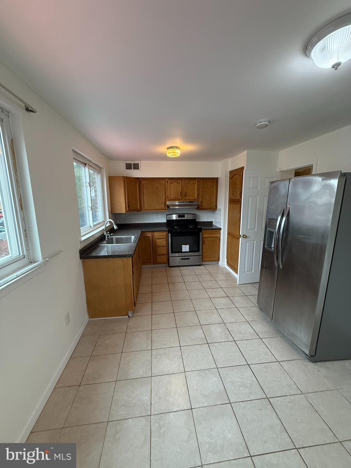 1512 DONDILL PLACE