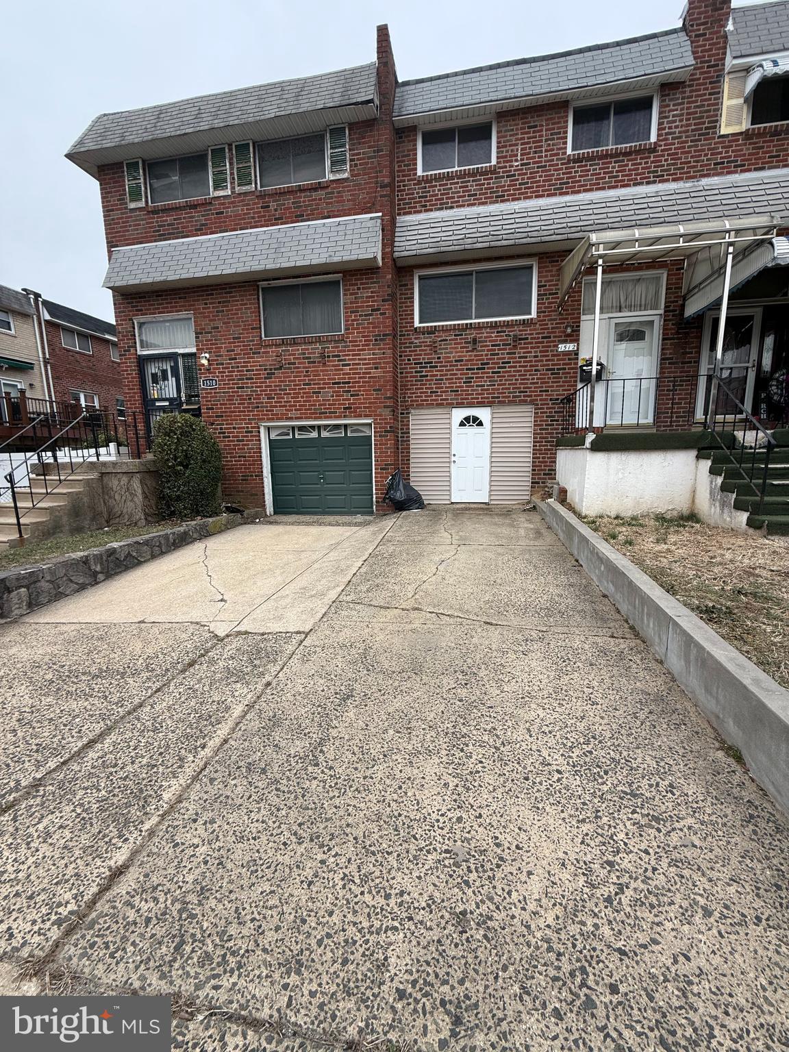1512 DONDILL PLACE