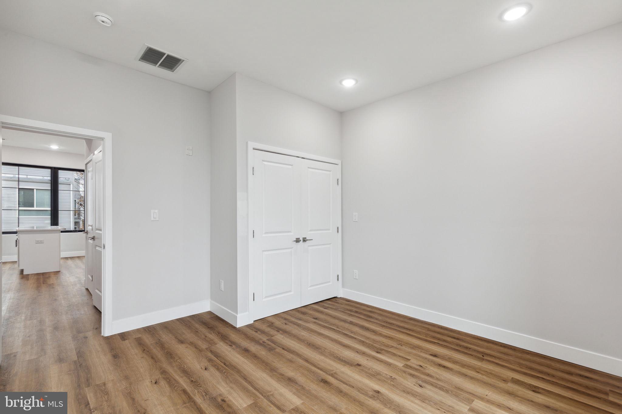 1840-42 N GRATZ ST #3