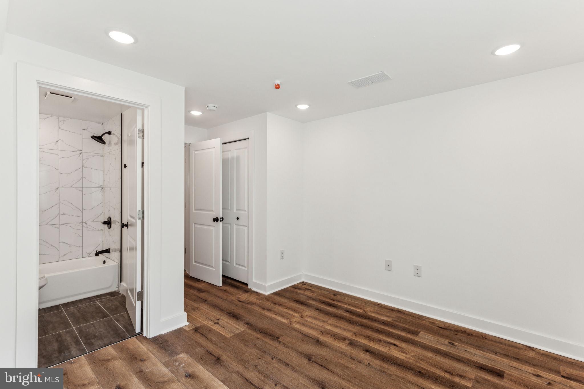 1010 W ARIZONA ST #1