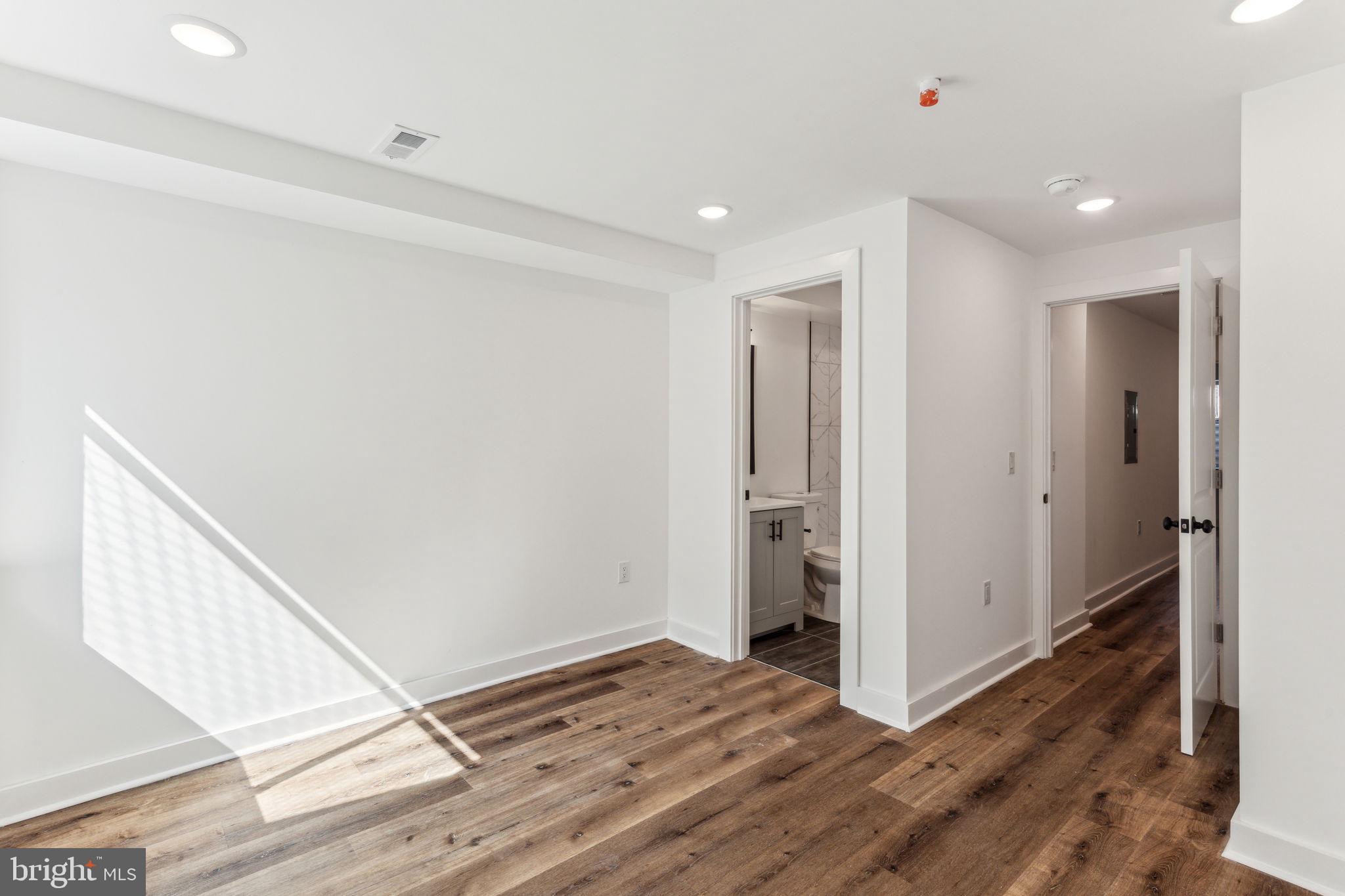 1010 W ARIZONA ST #1