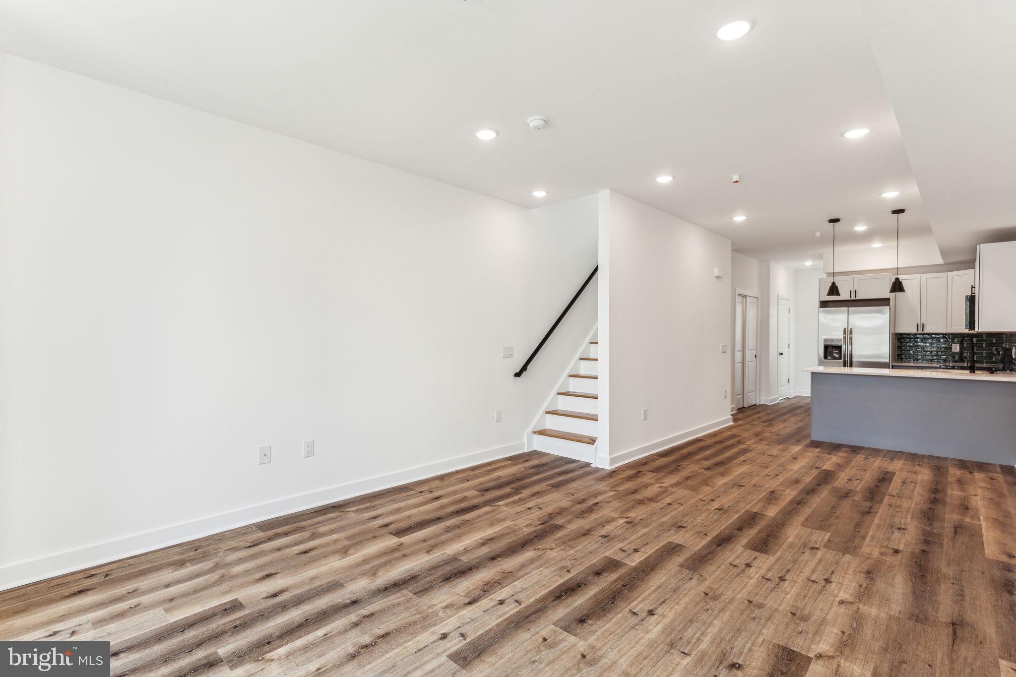 1010 W ARIZONA ST #2