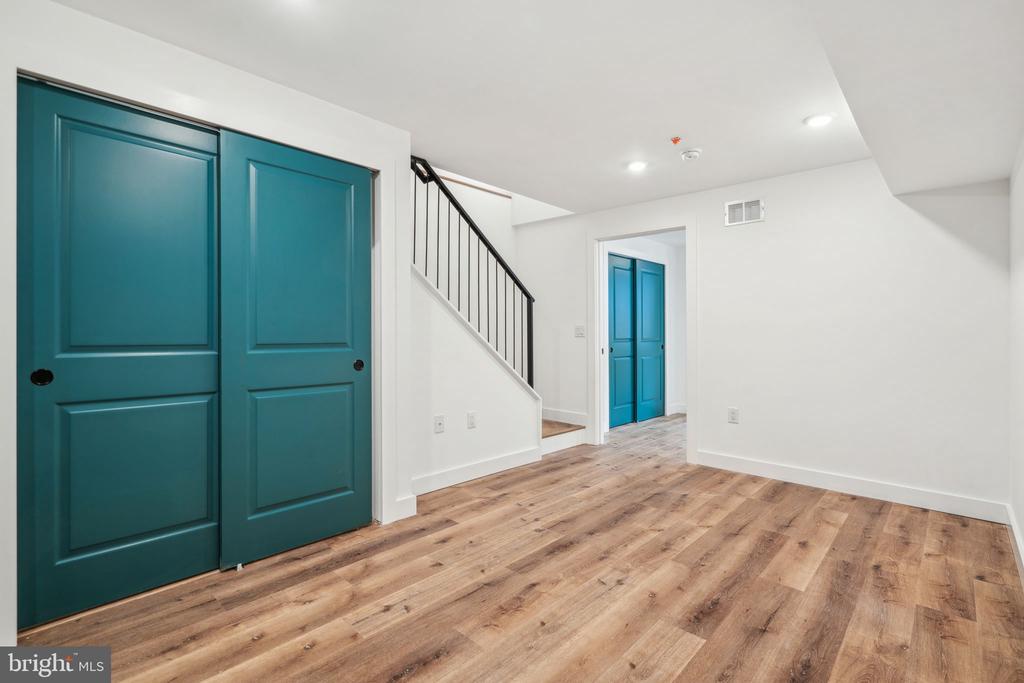 2632 MANTUA ST #2