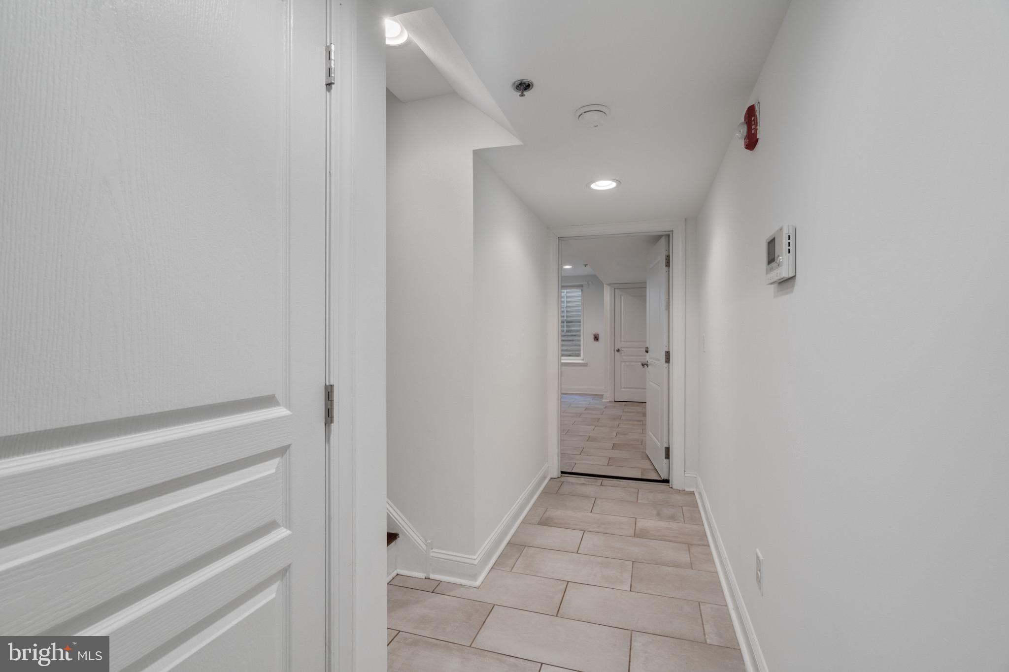 2566 FRANKFORD AVE #2