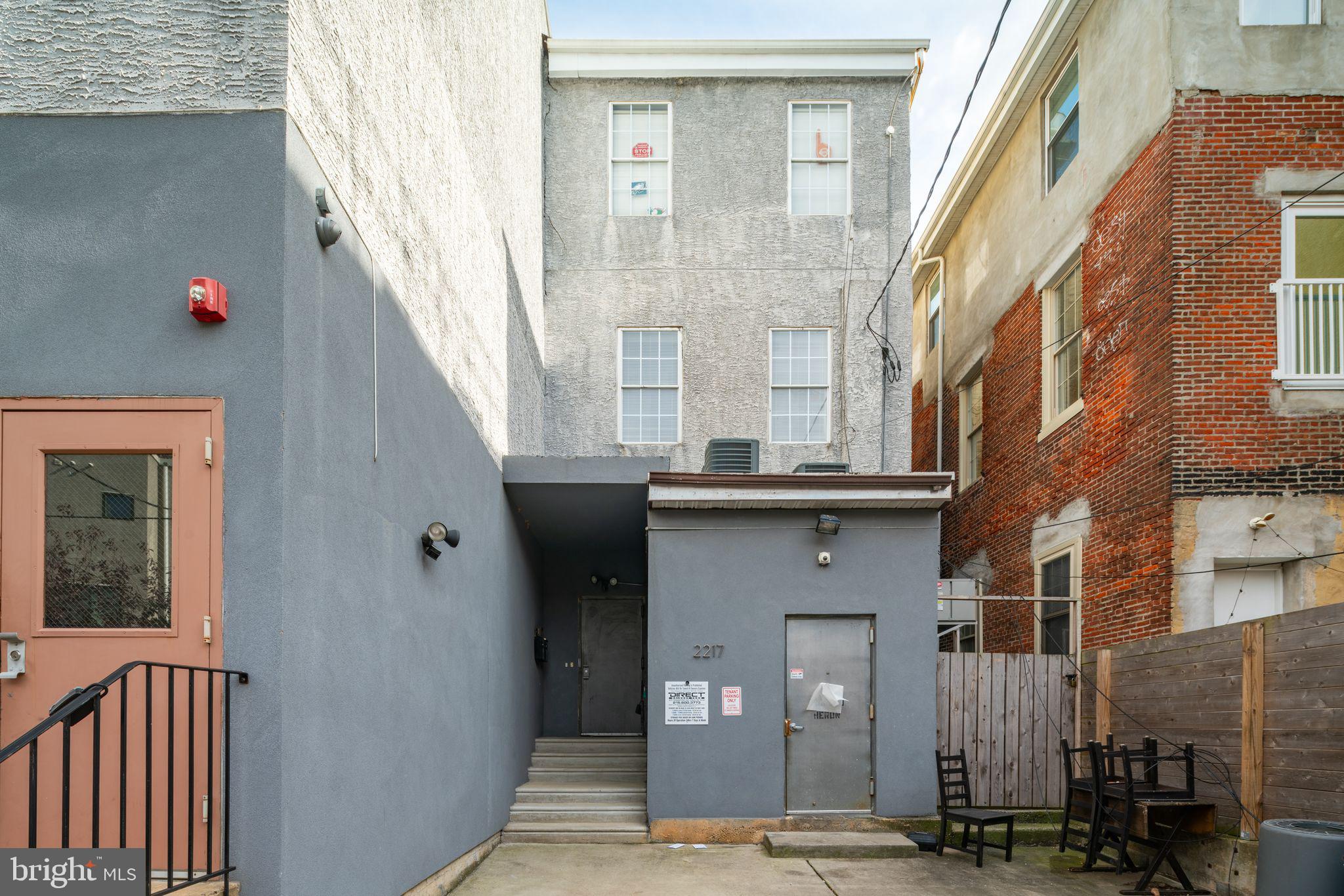 2218 FRANKFORD AVE #2