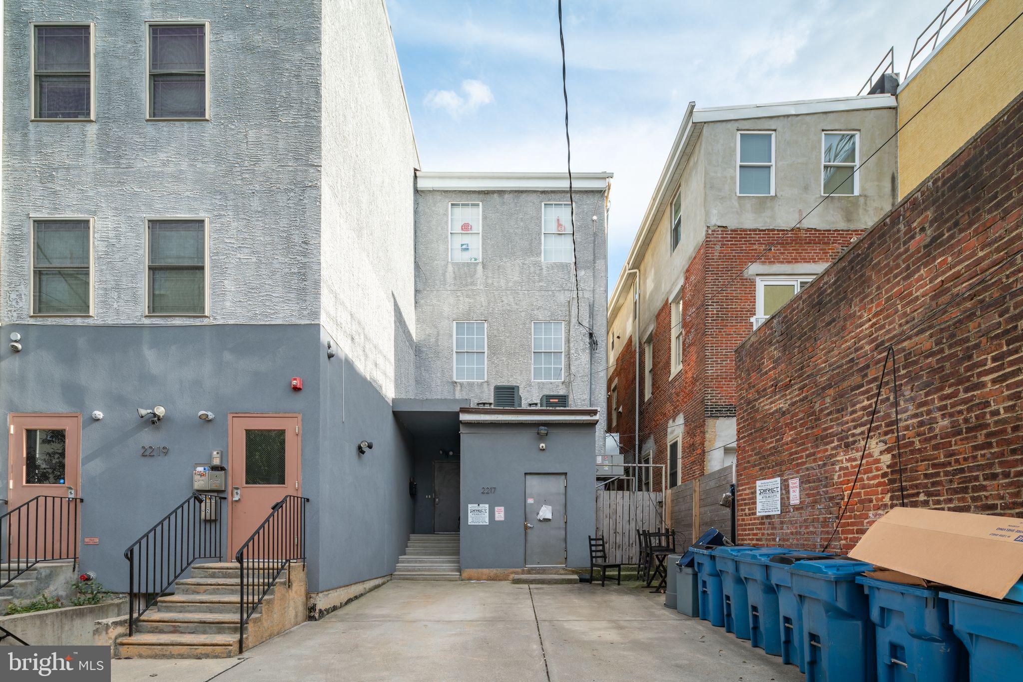 2218 FRANKFORD AVE #2