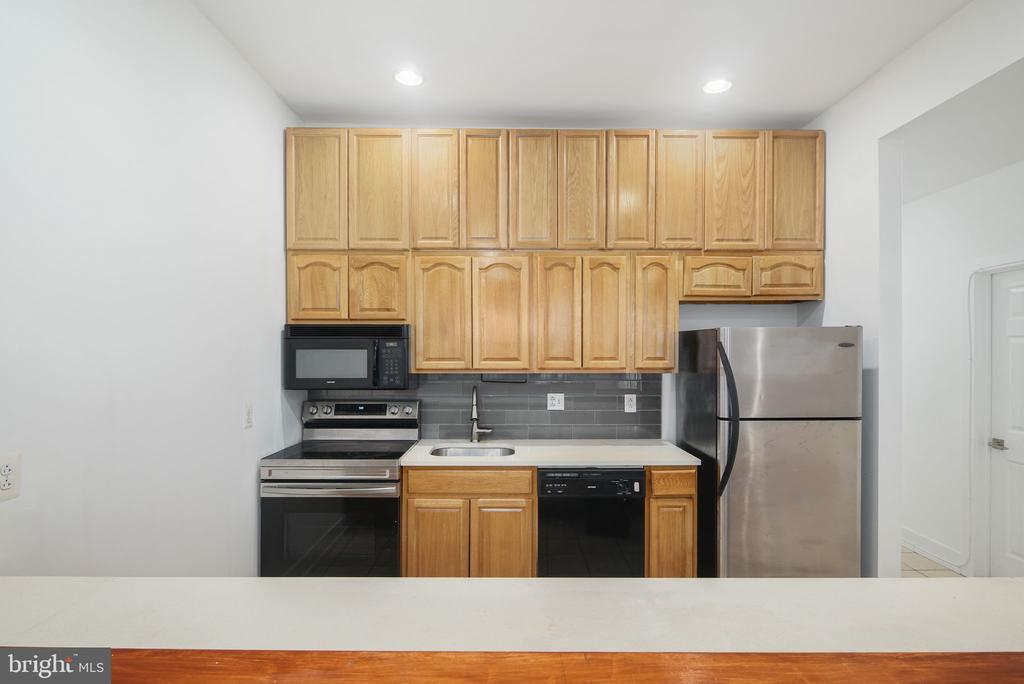 2218 FRANKFORD AVE #2