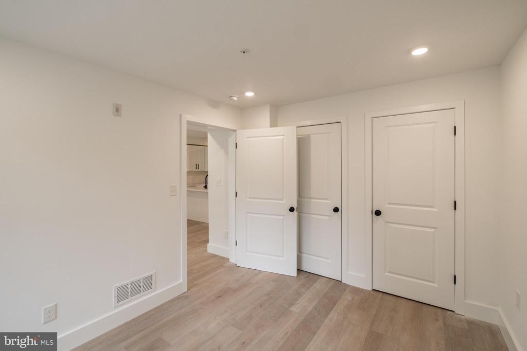 36 N 40TH ST #9