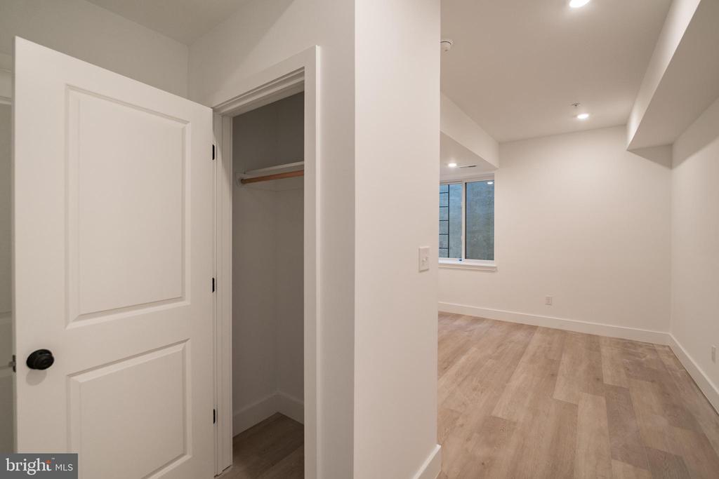 36 N 40TH ST #9