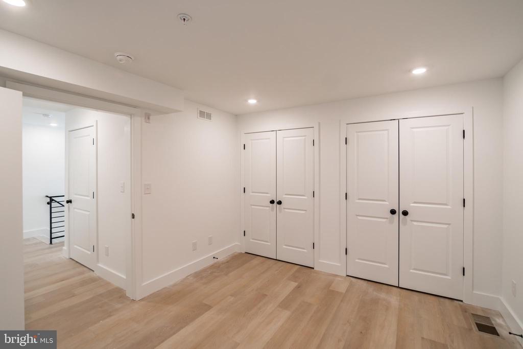 36 N 40TH ST #9