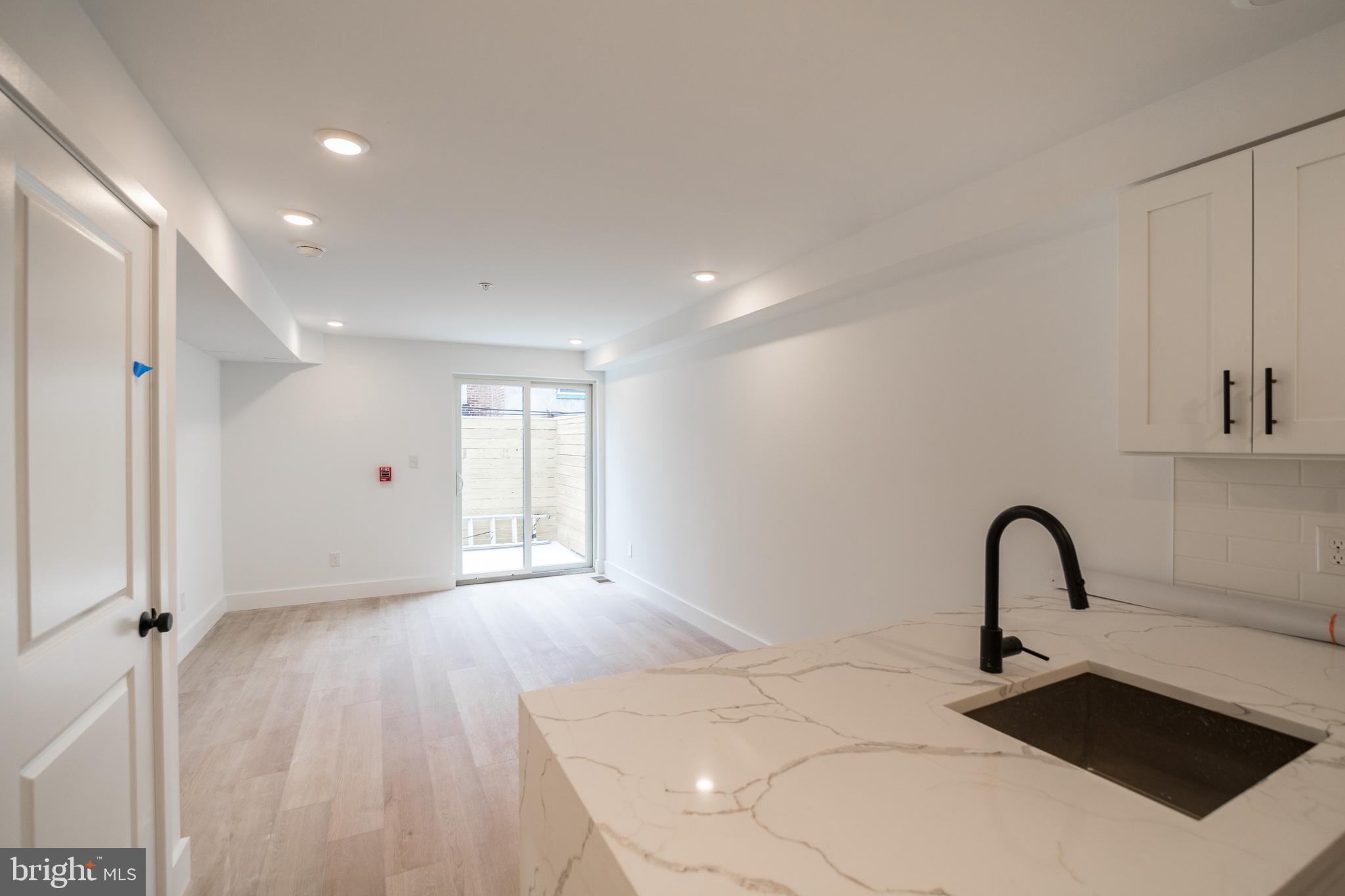 36 N 40TH ST #UNIT 1