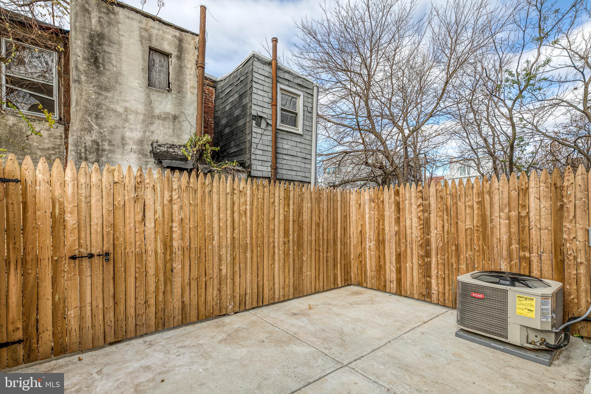 1940 N 8TH ST #2