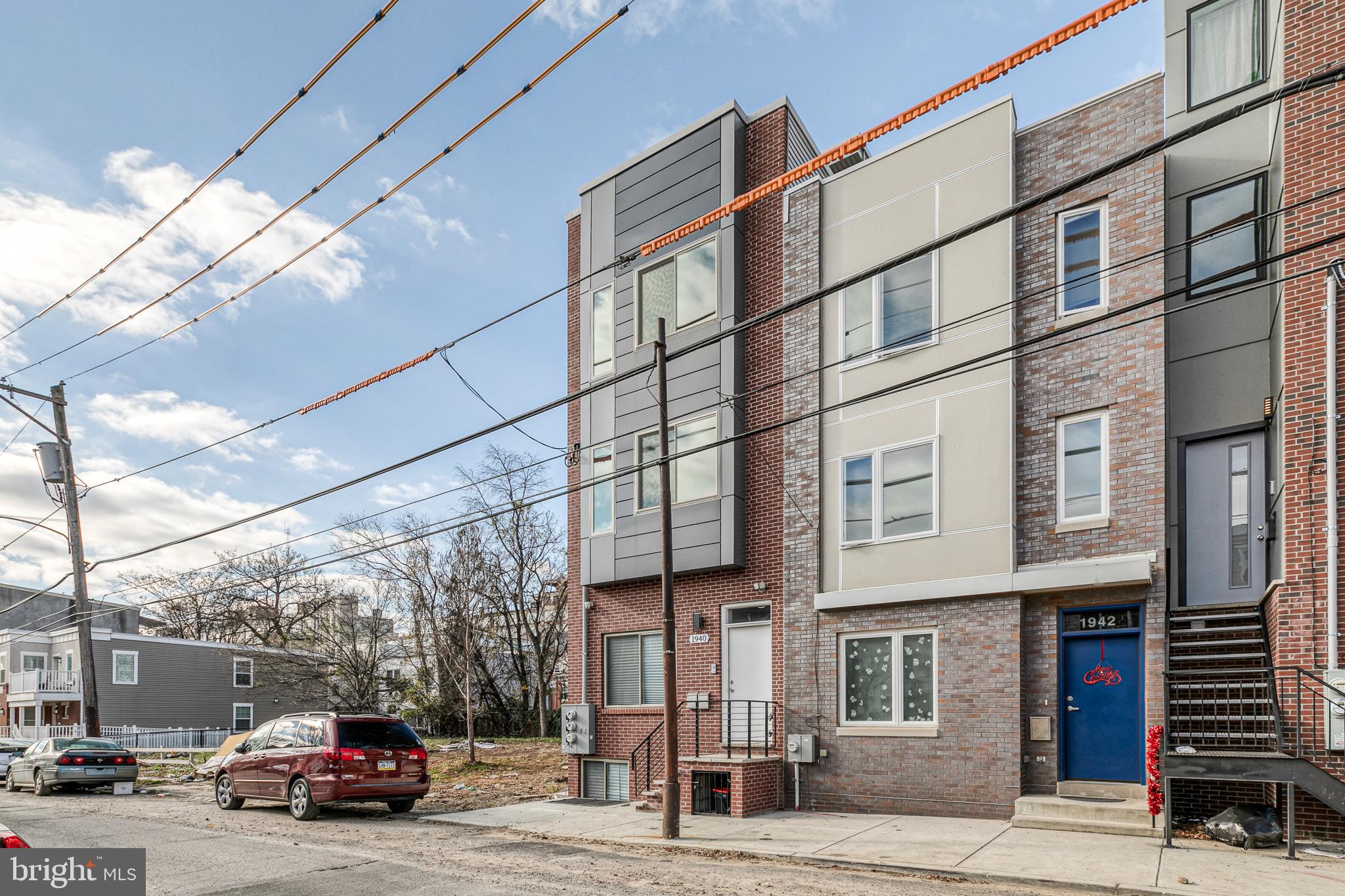 1940 N 8TH ST #2