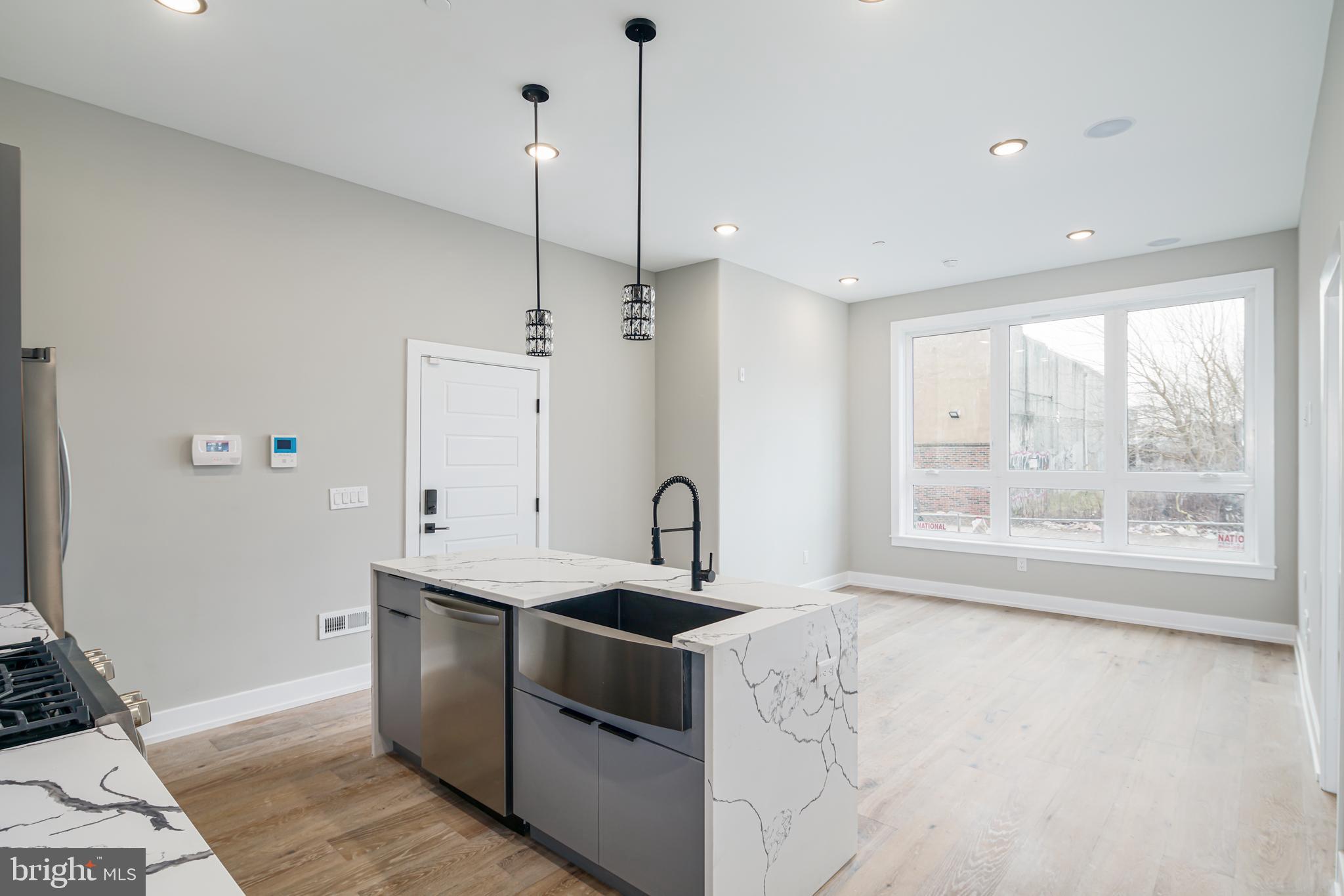 4220 BALTIMORE AVE #4