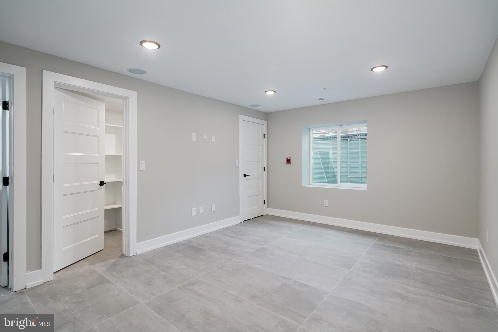 4220 BALTIMORE AVE #4