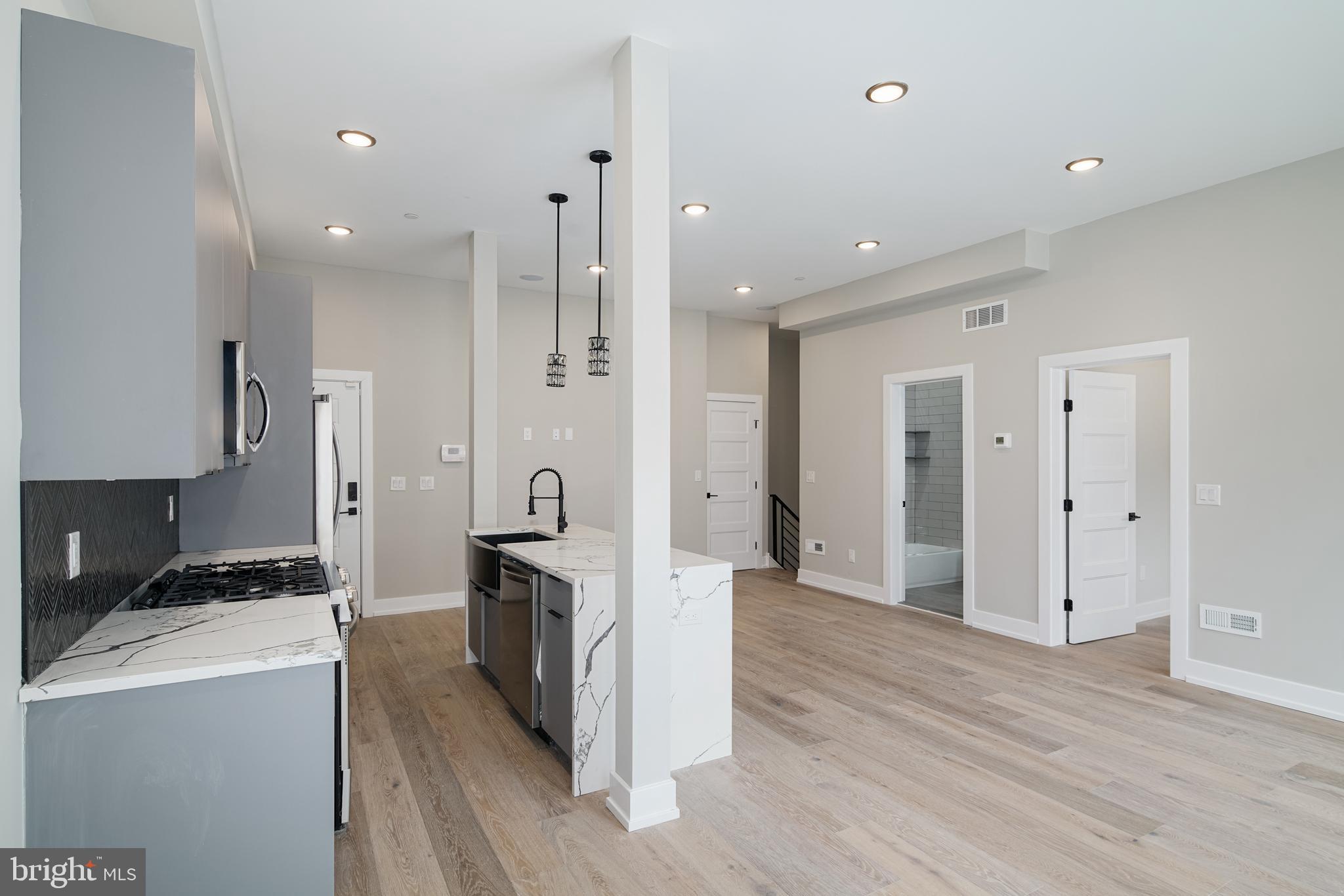 4220 BALTIMORE AVE #4