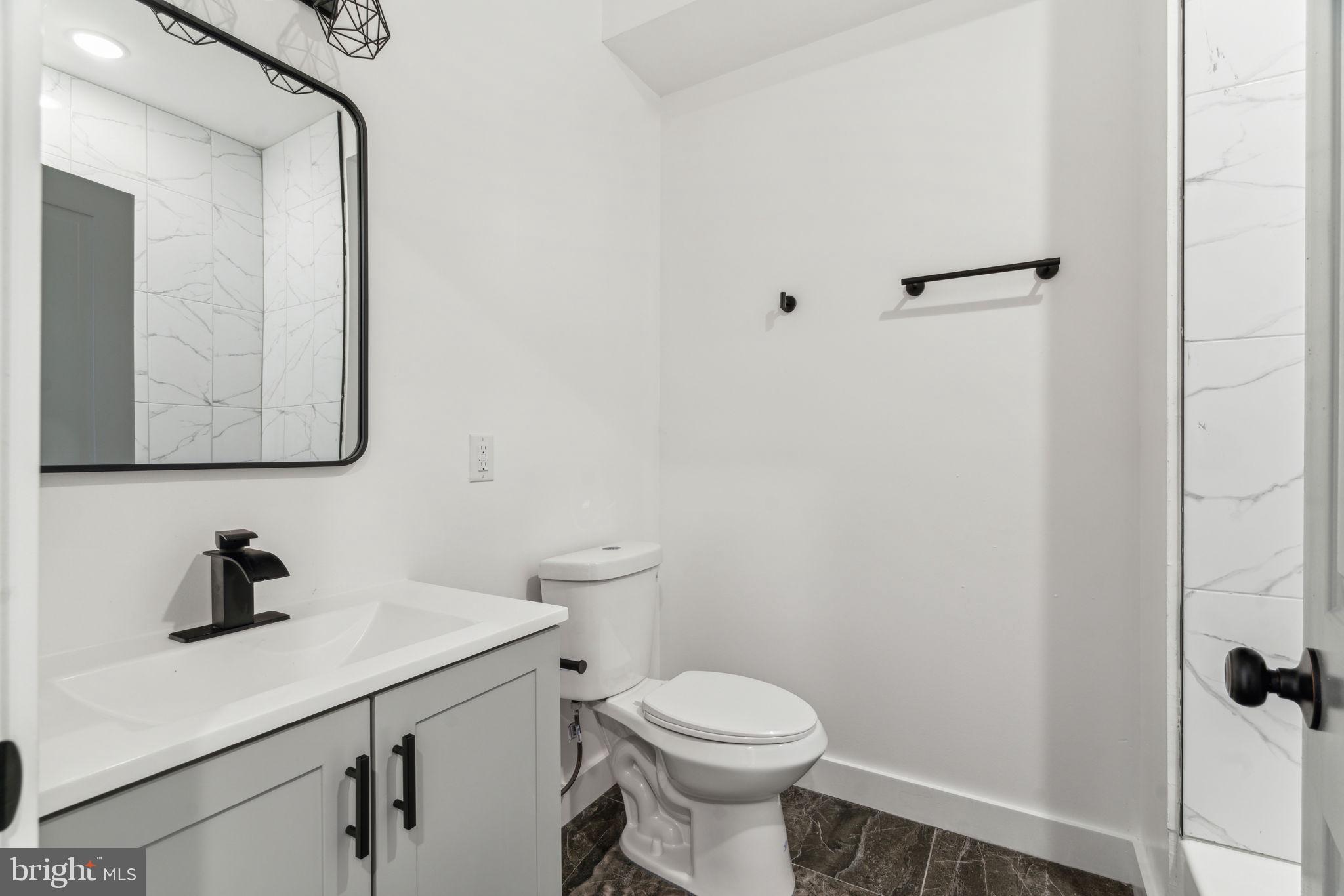 1028 W DAUPHIN ST #2