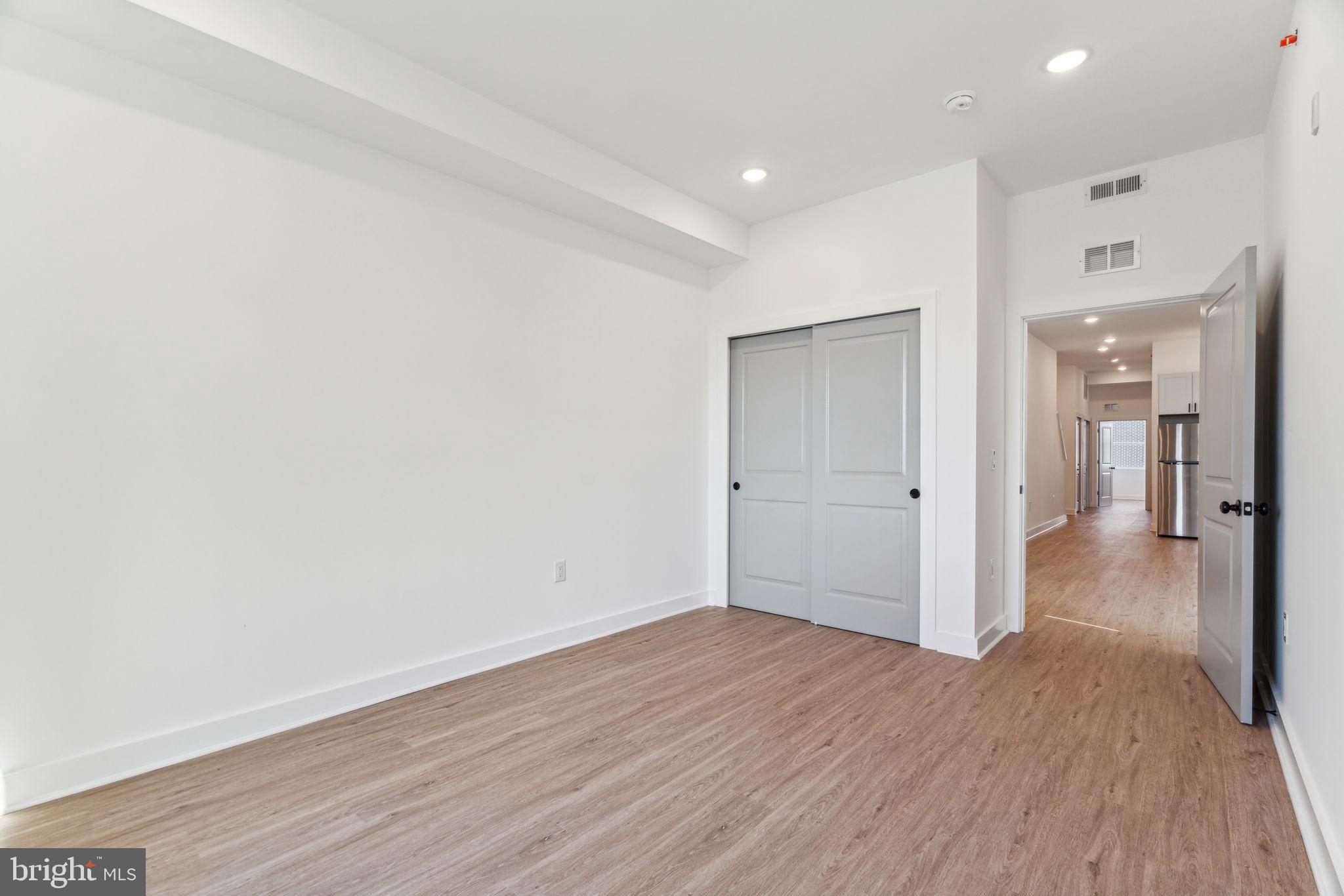 1028 W DAUPHIN ST #3