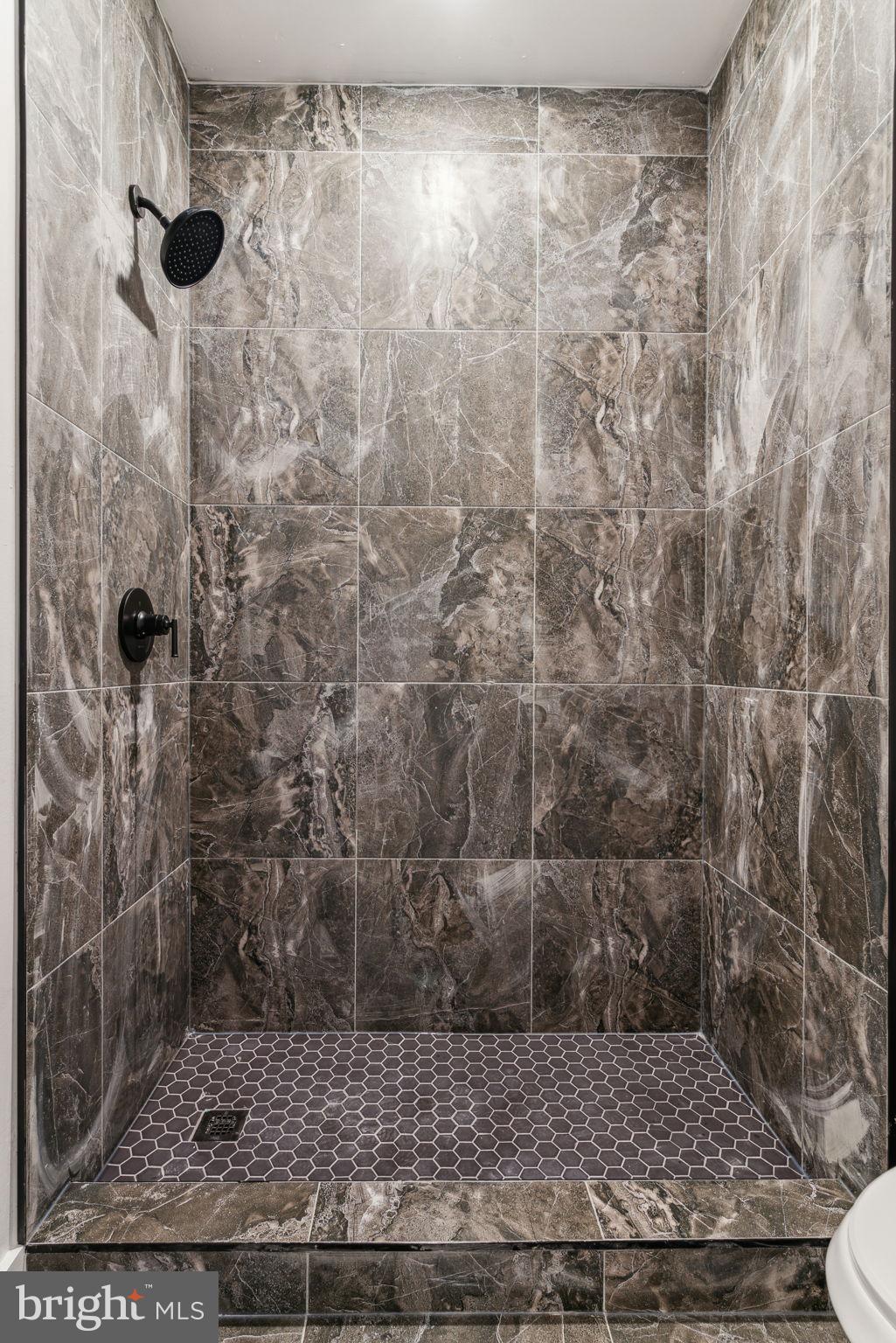 1028 W DAUPHIN ST #3