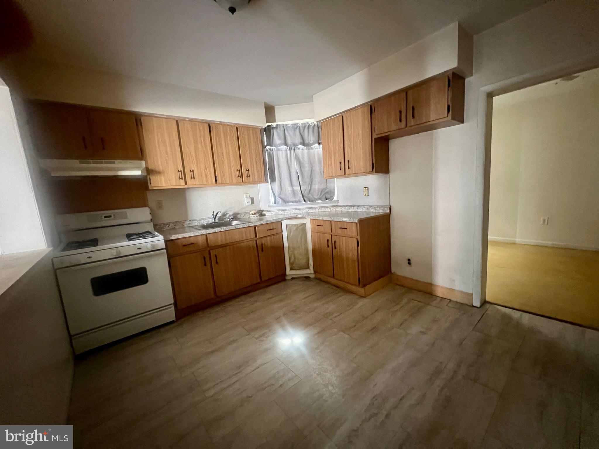 409 N 64TH ST #1ST FLOOR