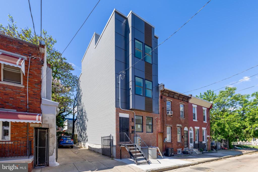 922 W ARIZONA ST #2