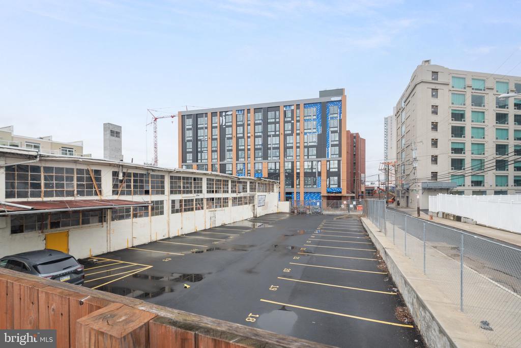 901 N FRONT ST #12