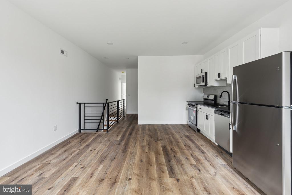 38 S SALFORD ST #2