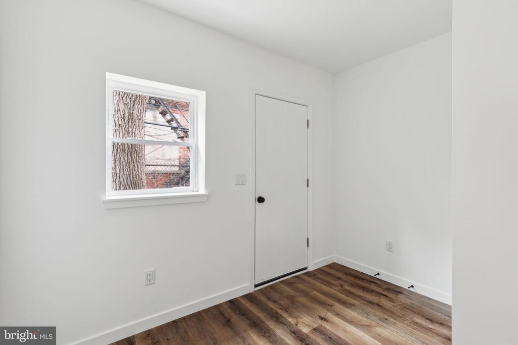 38 S SALFORD ST #1