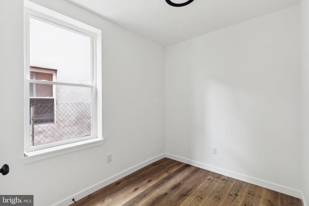 38 S SALFORD ST #1