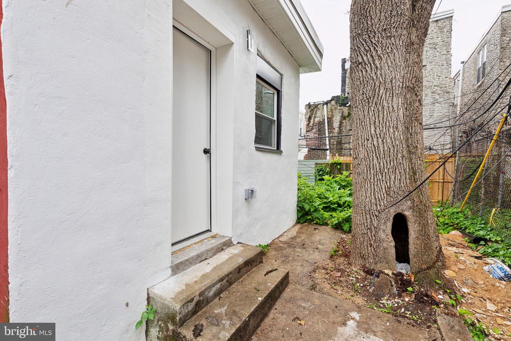 38 S SALFORD ST #1