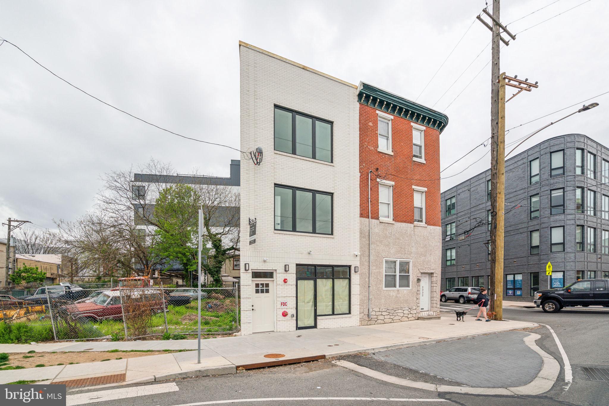 2330 FRANKFORD AVE #3