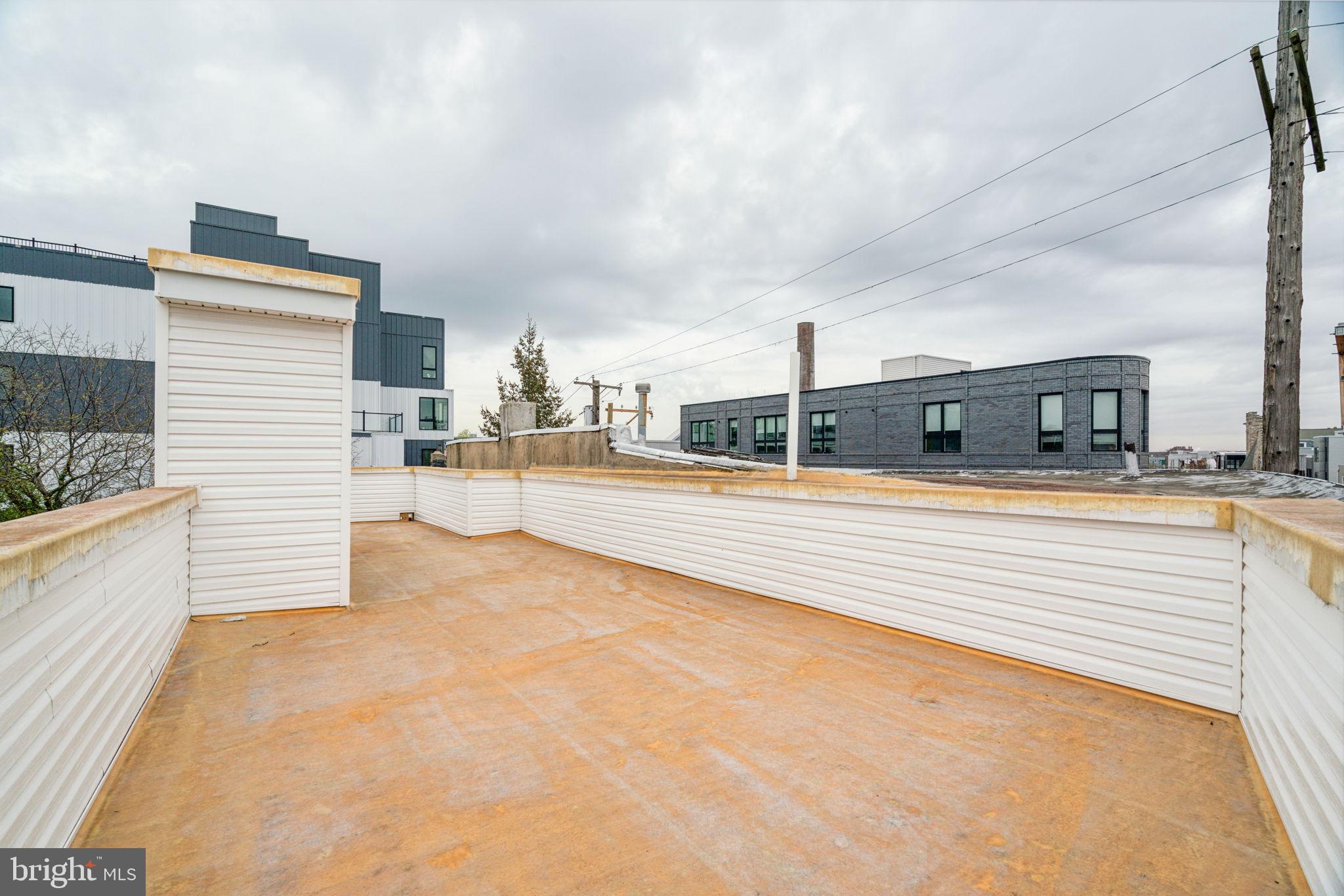 2330 FRANKFORD AVE #3